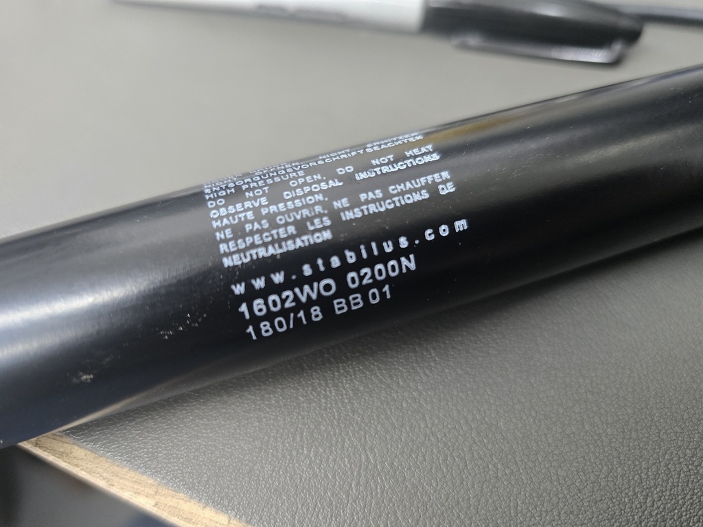 1602WO 0200N Metron Table Gas Shock